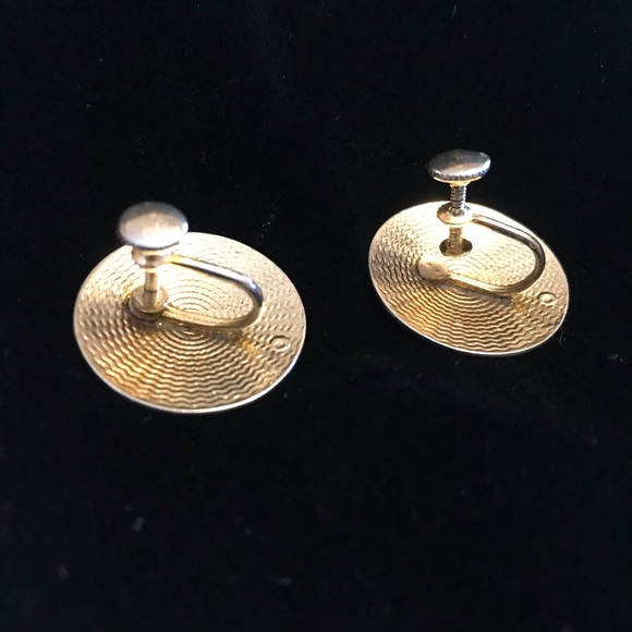VINTAGE SCREW BACK EARRINGS - Picture 3 of 3